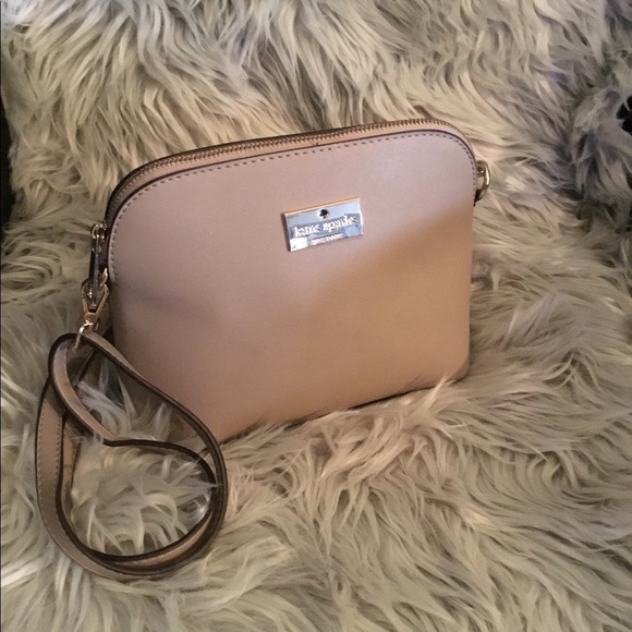 Kate Spade ♠️ Crossbody 🍀 - Picture 7 of 10